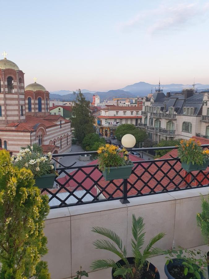 Piazza Batumi Guesthouse Екстер'єр фото