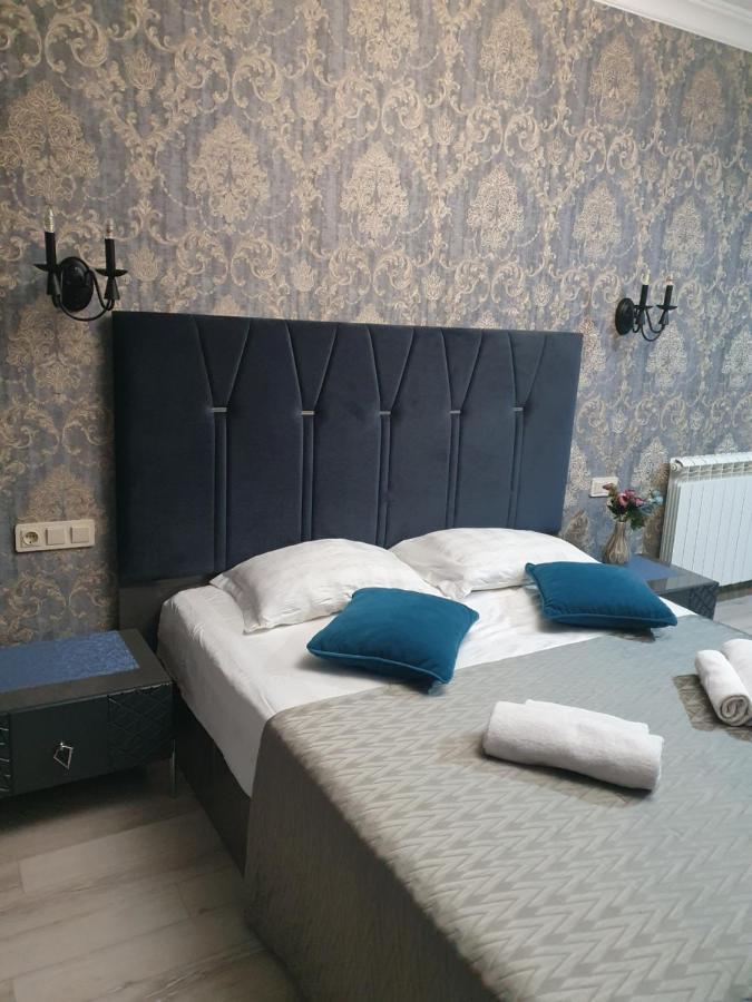 Piazza Batumi Guesthouse Екстер'єр фото