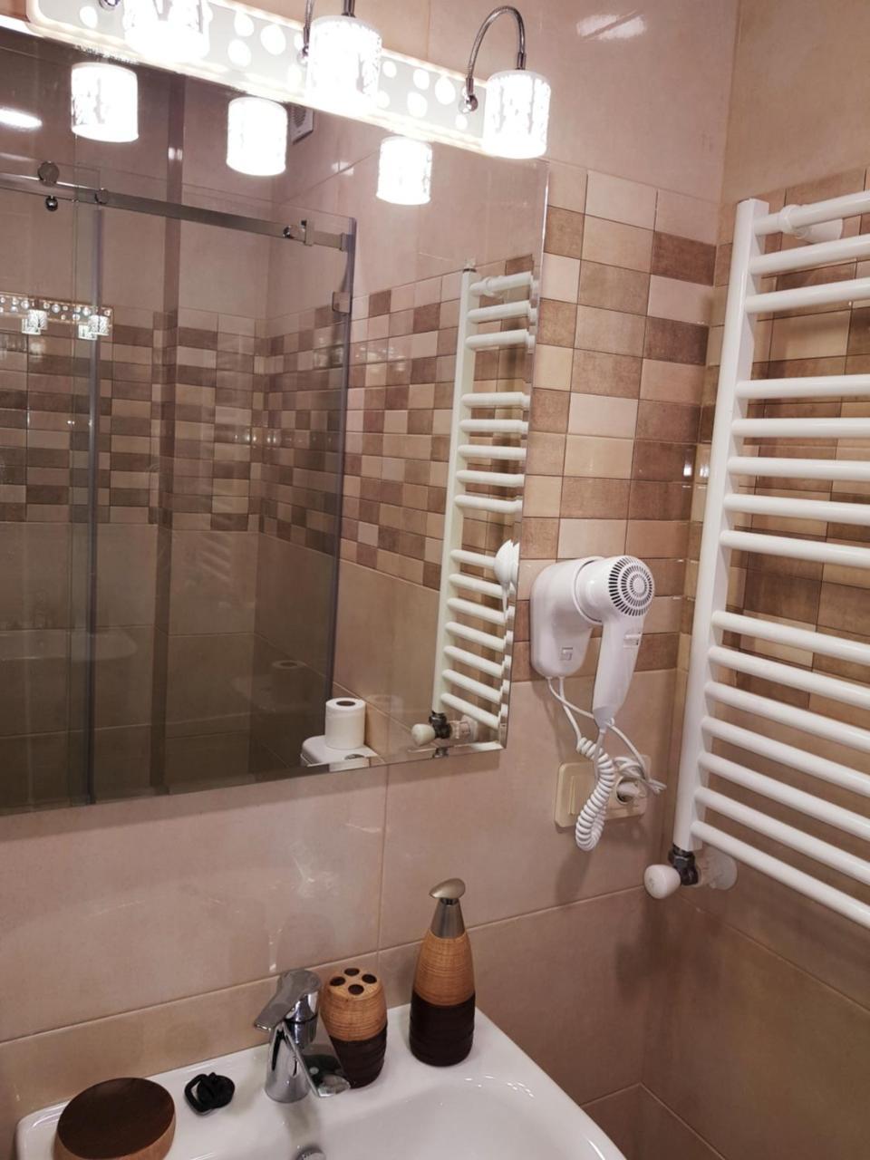 Piazza Batumi Guesthouse Екстер'єр фото