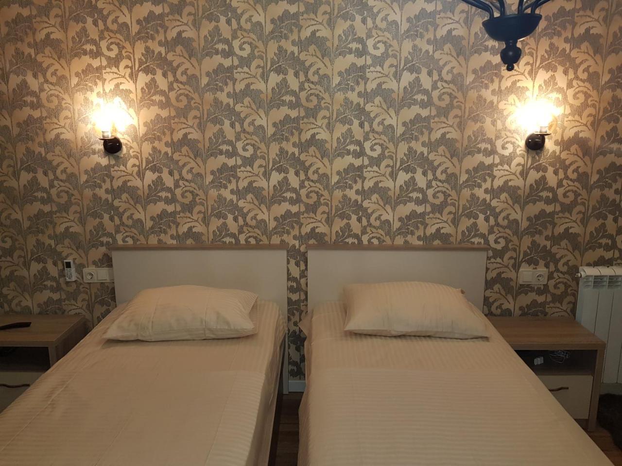 Piazza Batumi Guesthouse Екстер'єр фото